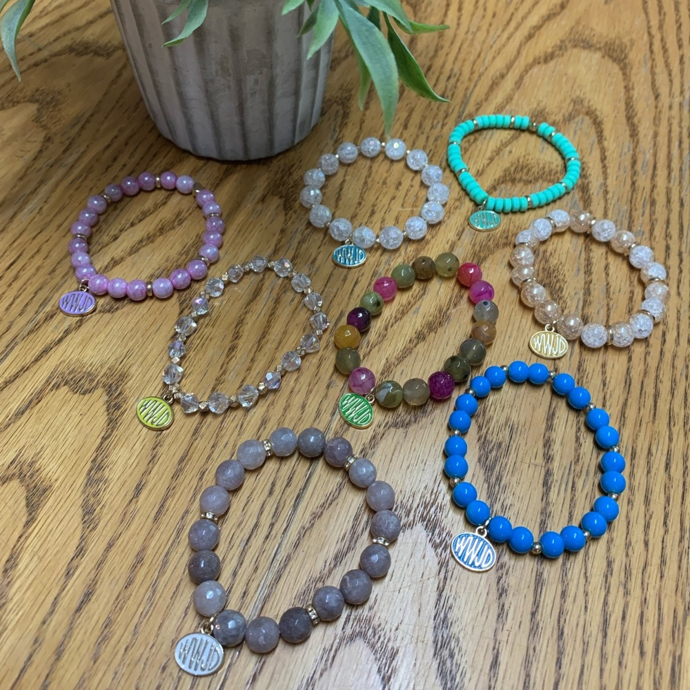 {Handmade} Bracelet with WWJD Charm